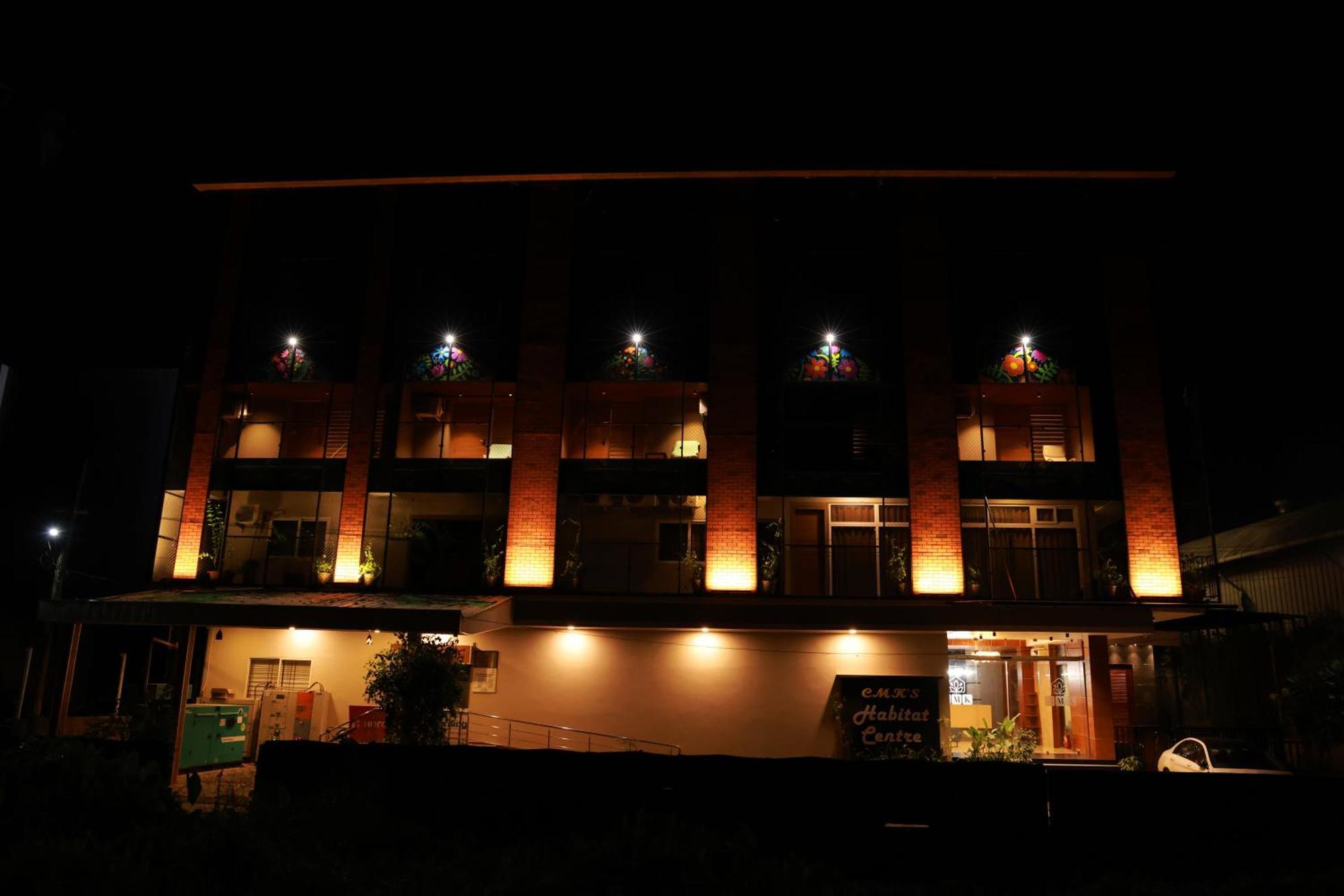 Hotel Cmk Habitat Centre Kochi Exterior foto